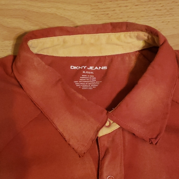 DKNY Mens Polo Shirt - Picture 2 of 4